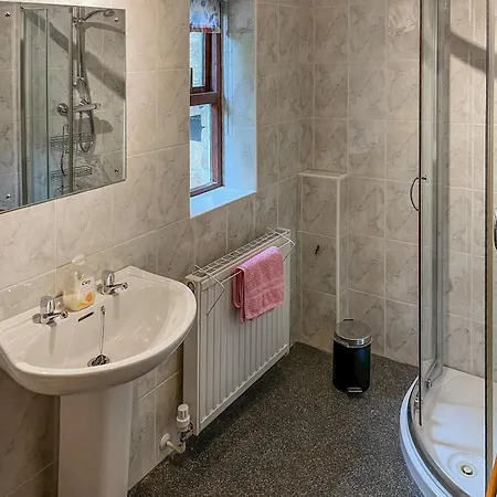 Ashfield Apartment